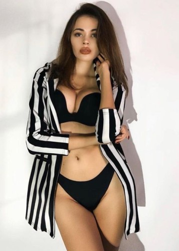 Яна, Г. Перевоз